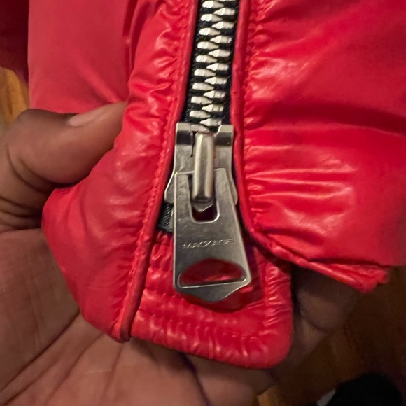 Mackage Kent size 44 Mens no rips a few spots but nothing crazy - Picture 7 of 8